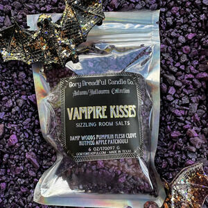 Vampire Kisses Sizzling Room Salt Potpourri: Damp Woods Pumpkin Patchouli Scent